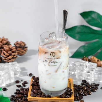 Cà phê phin truyền thống sữa đá